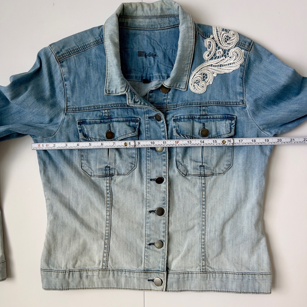 Kut from the Kloth Denim Jacket with Lace Detail - Picture 6 of 7